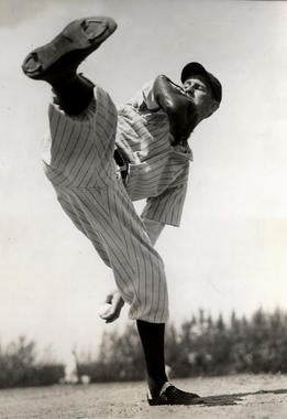 New York Yankees' Lefty Gomez - BL-1053-68 (National Baseball Hall of Fame Library)