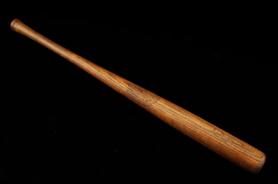 Bat used by Joe Sewell of the Cleveland Indians in 1920 - B-111-77 (Milo Stewart Jr./National Baseball Hall of Fame Library)
