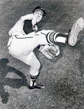 Warren Spahn of the Milwaukee Braves in his windup - BL-284-61 (National Baseball Hall of Fame Library)