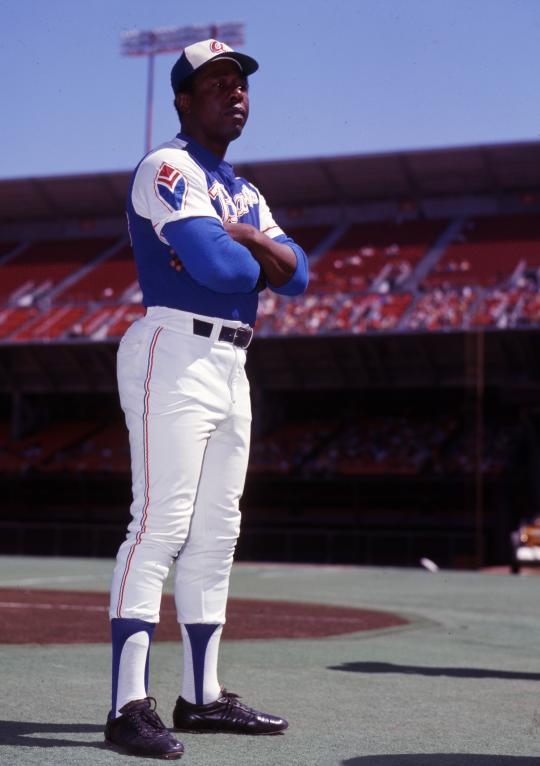 A baseball call for the ages: Hank Aaron's record-breaking home run : News  Center