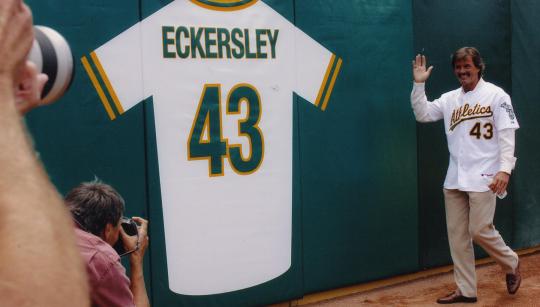 A's acquire future Hall of Famer Dennis Eckersley