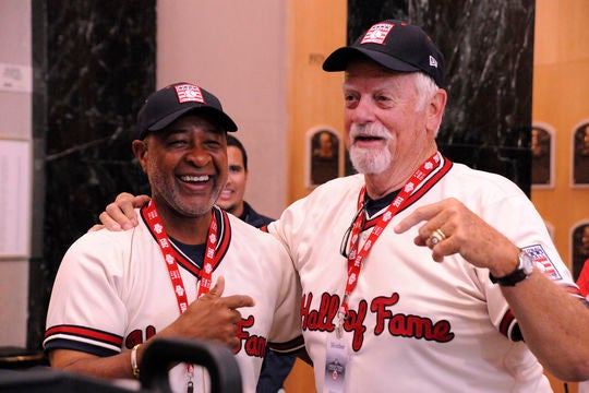 National Baseball Hall of Fame member Sparky Anderson, shown in this July  24, 2010 file photo in Cooperstown, NY, with fellow members Johnny Bench  (L) and Ozzie Smith, has died at the