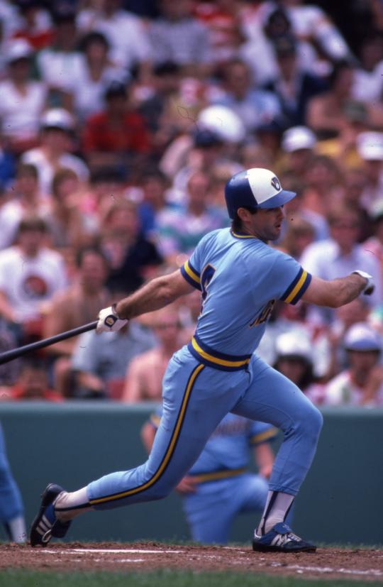 TODAY IN SPORTS HISTORY: Paul Molitor extends eventual 39-game hitting  streak to 27 in 1987; etc.