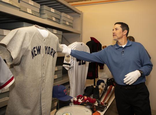 Mussina visits Cooperstown as Hall of Famer