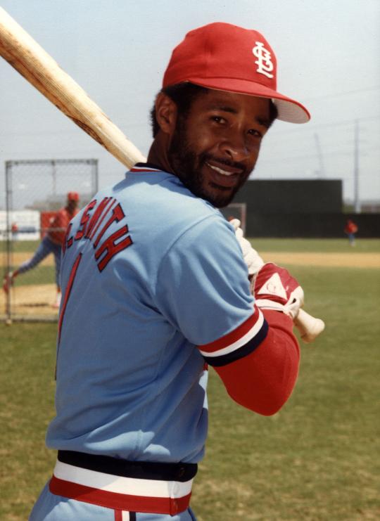 April 15, 1985: Ozzie Smith trade rumors end with a new contract