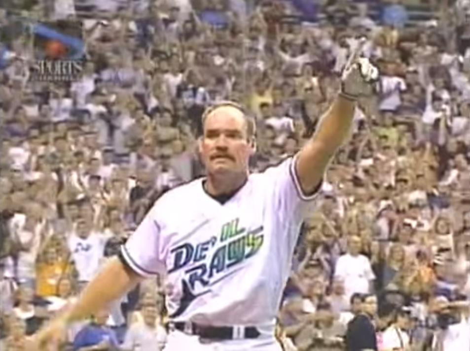 Wade Boggs&#039; 3,000th hit comes on a homer